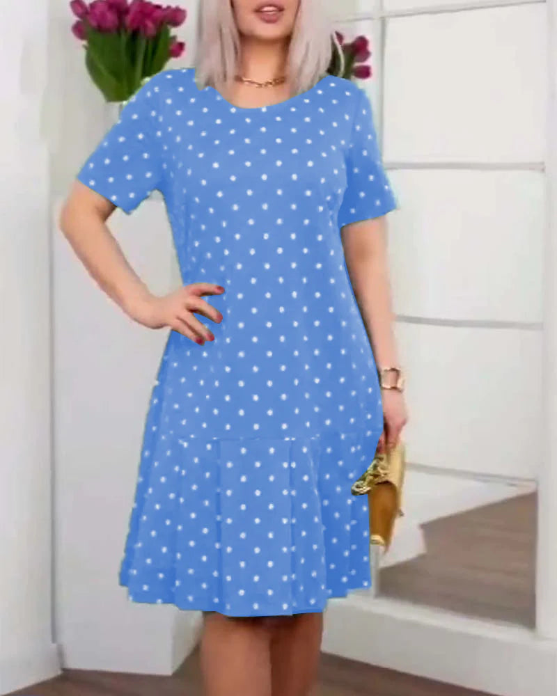 Casual Polka Dot Printed Dress with Short Sleeves & Relaxed Fit