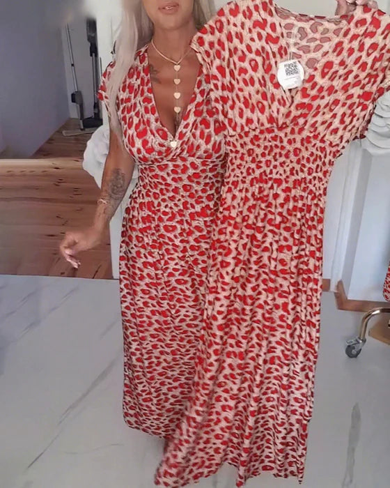 Elegant Leopard Print V-Neck Dress with Defined Waist