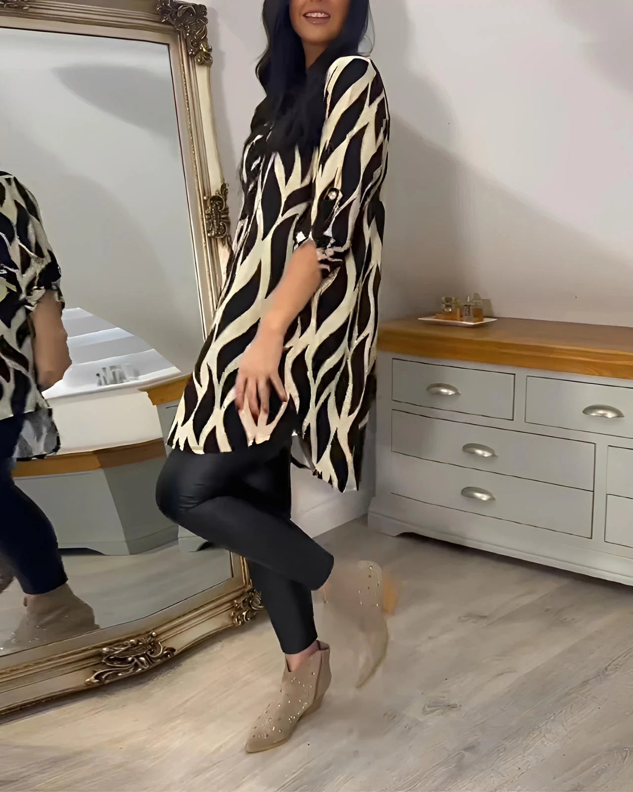 Relaxed Fit Women’s Blouse with V-Neck & Short Sleeves