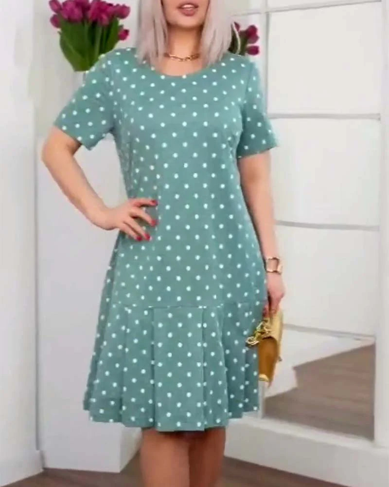Casual Polka Dot Printed Dress with Short Sleeves & Relaxed Fit