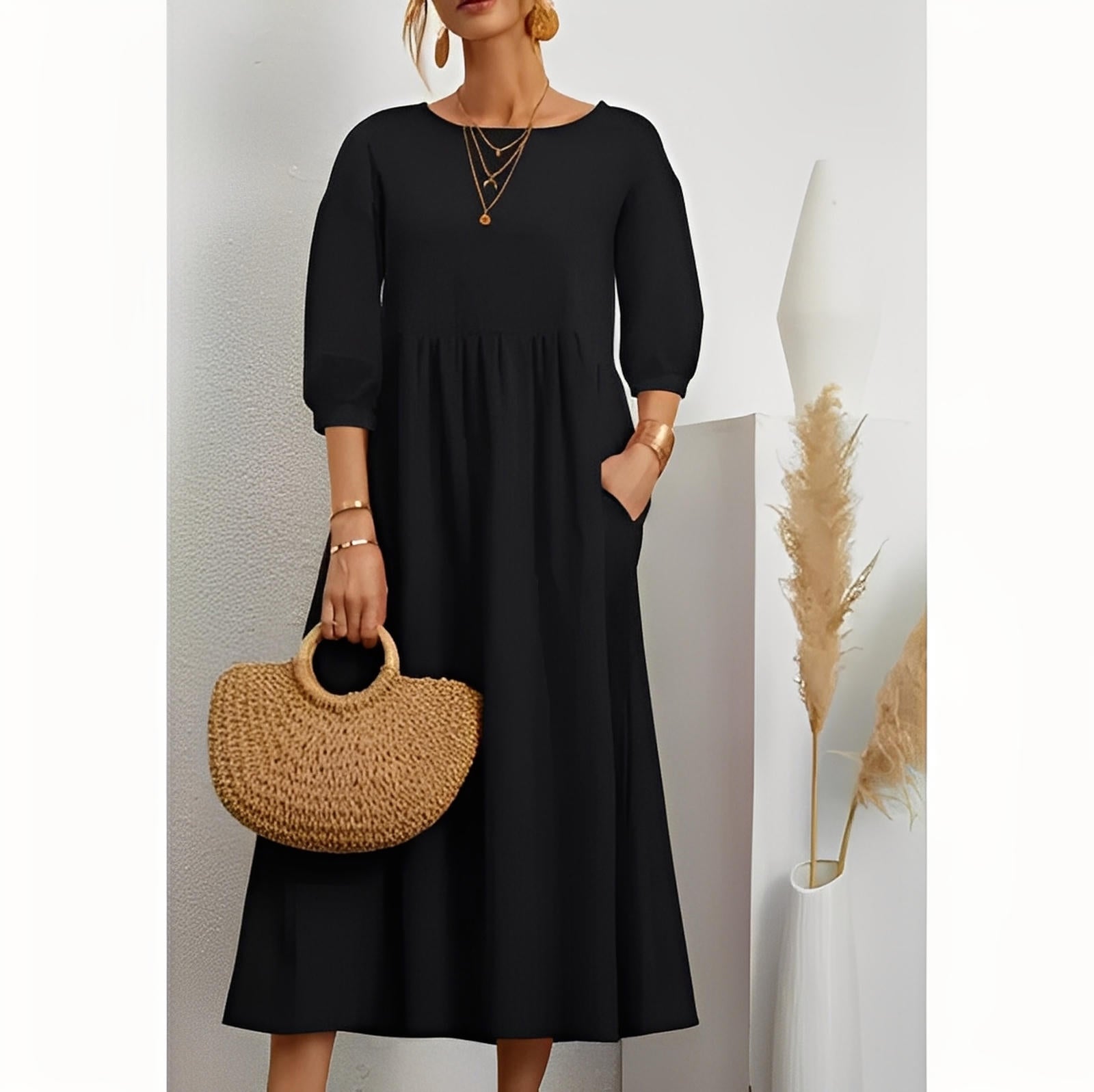 Summer Short-Sleeved A-Line Dress with Pockets & Round Neck