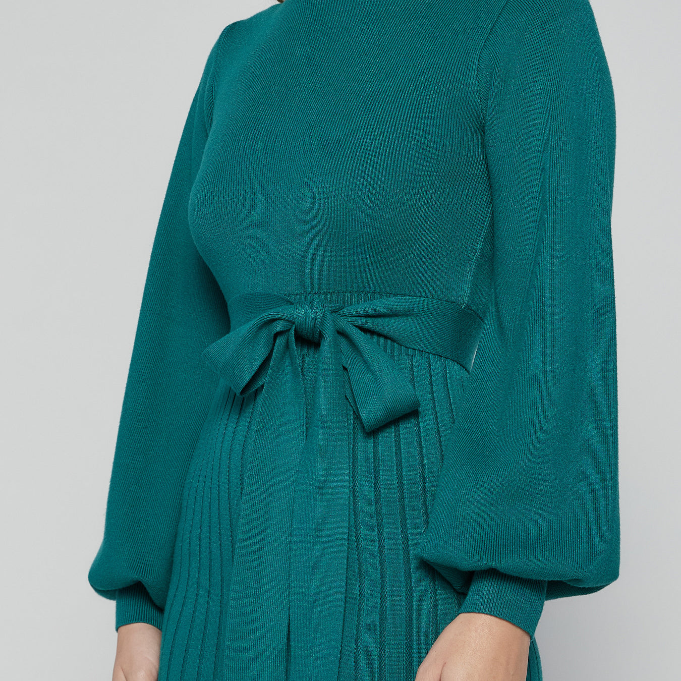 Boat Neckline Bubble Sleeve Contrast Knit Midi Dress
