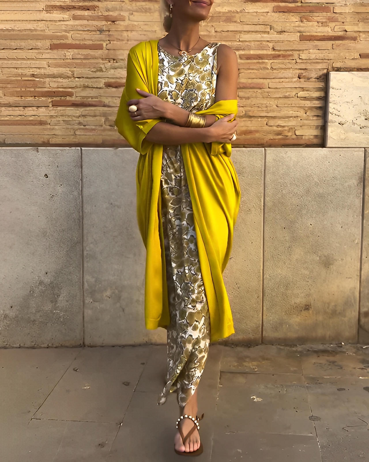 Elegant Two-Piece Suit with Vintage Print