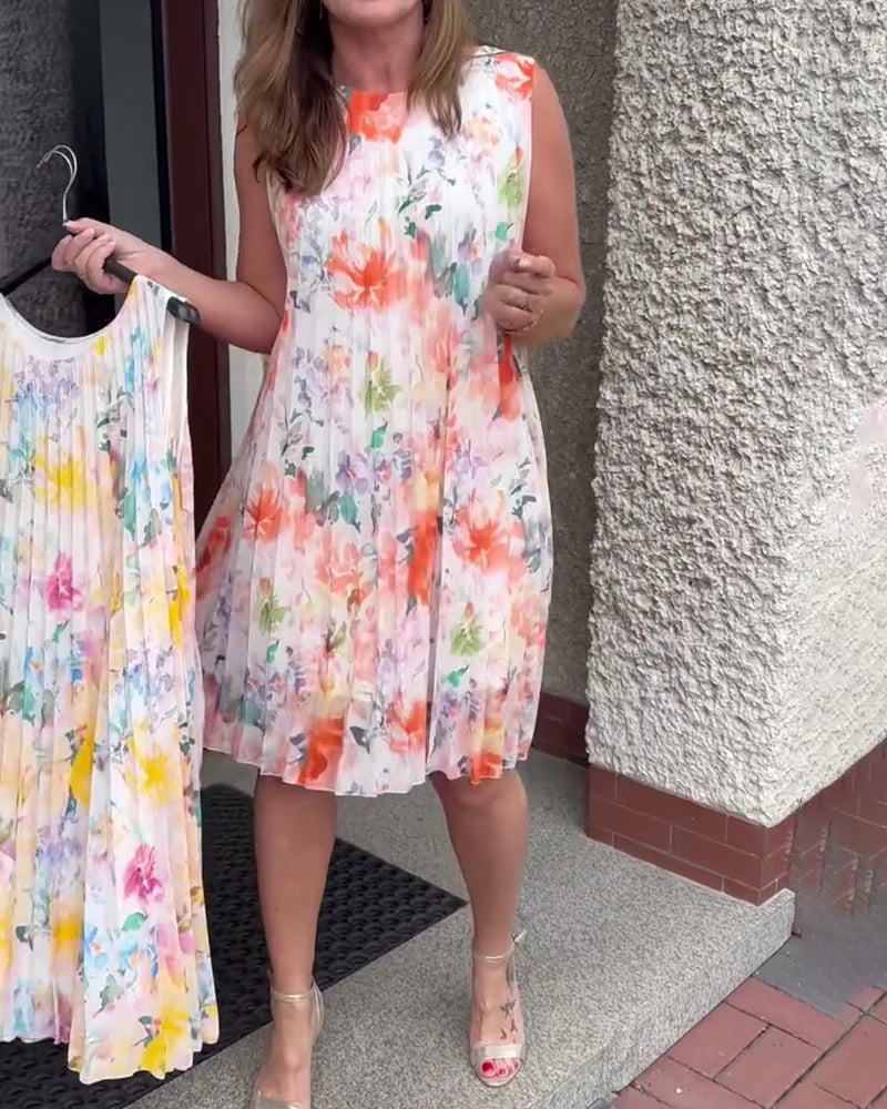 Sleeveless Pleated Floral Print Midi Dress with Defined Waist
