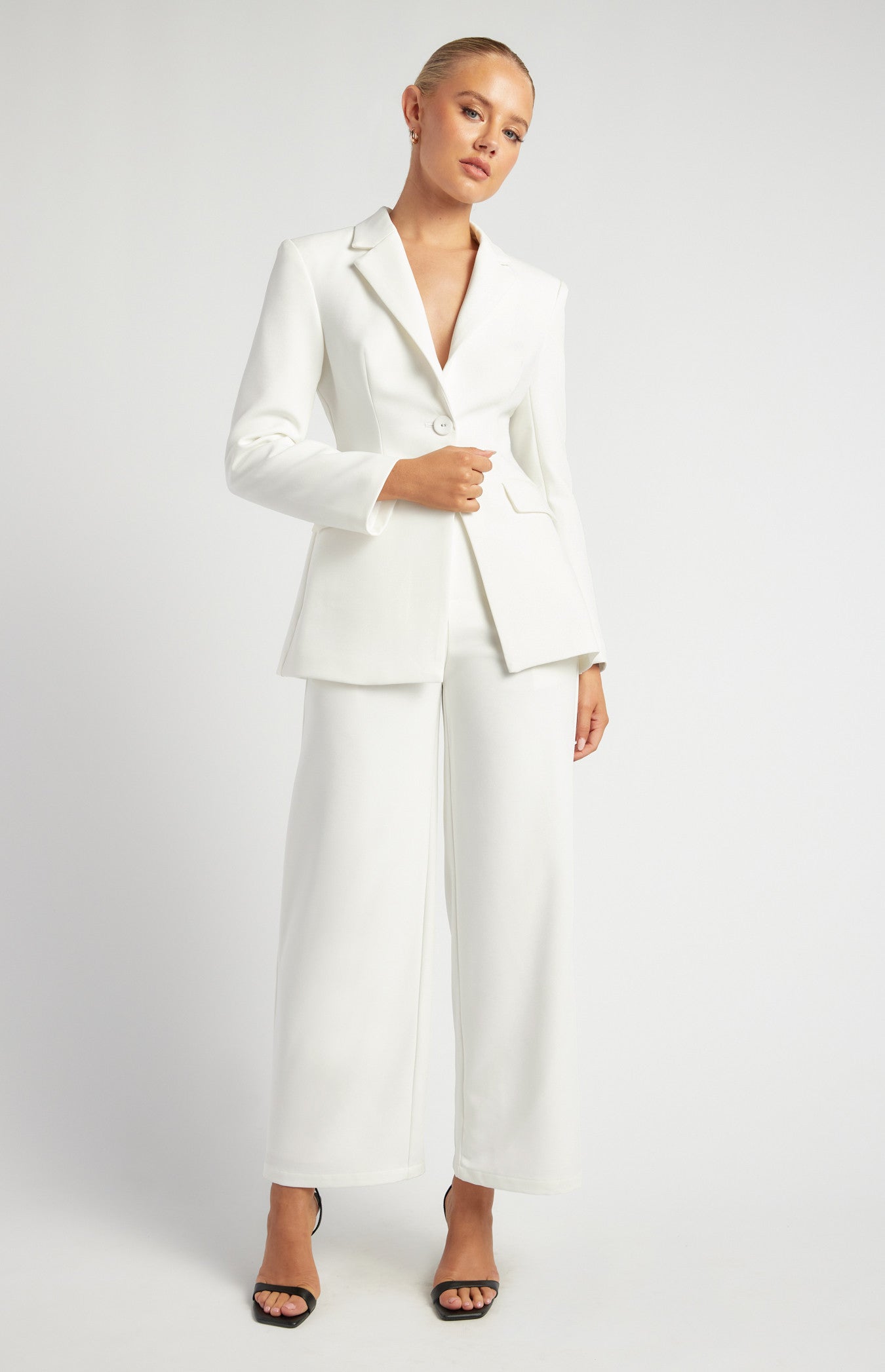 Shoulder Pad Detail Cinched Waist Tailored Look Blazer