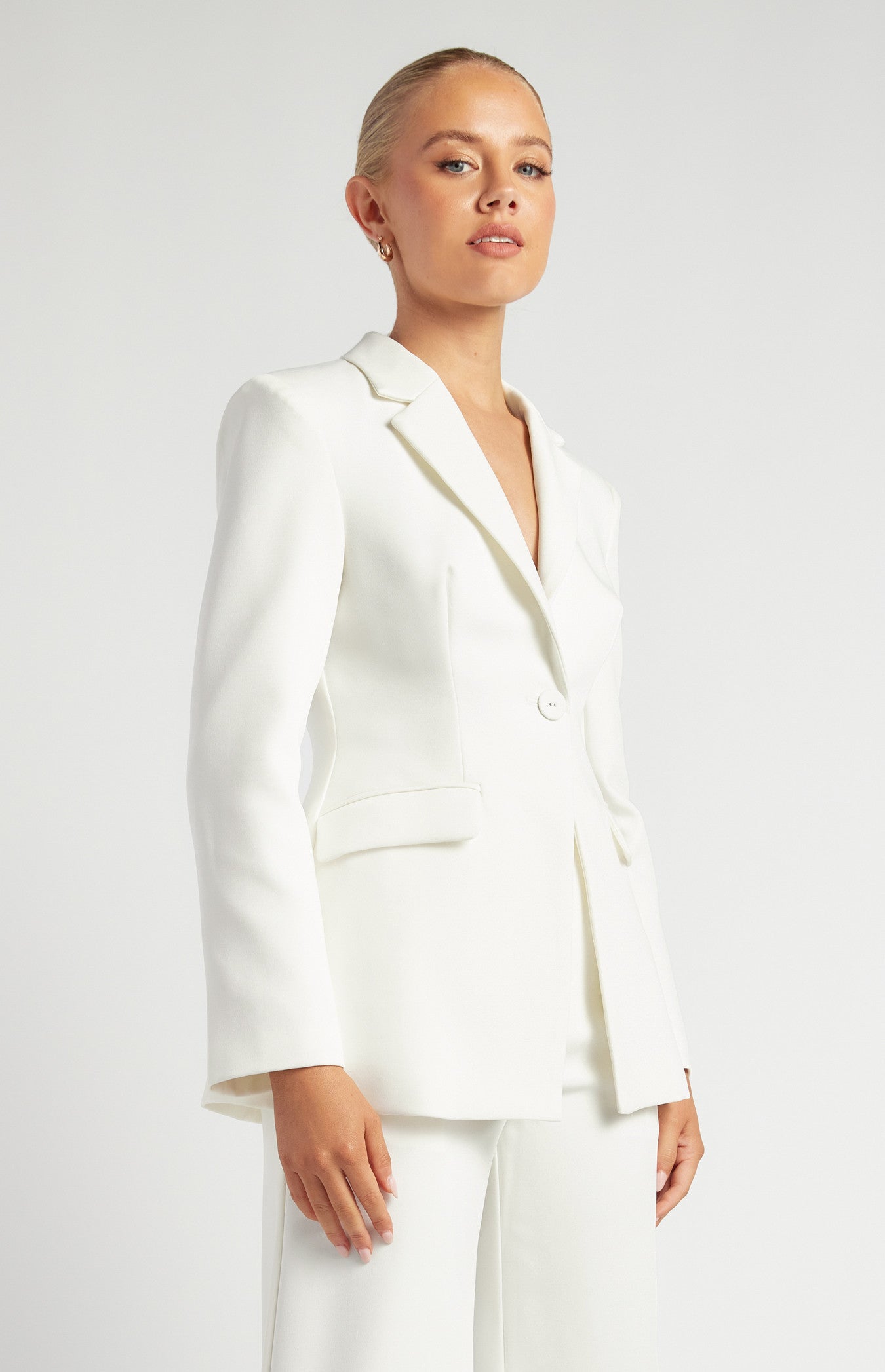 Shoulder Pad Detail Cinched Waist Tailored Look Blazer