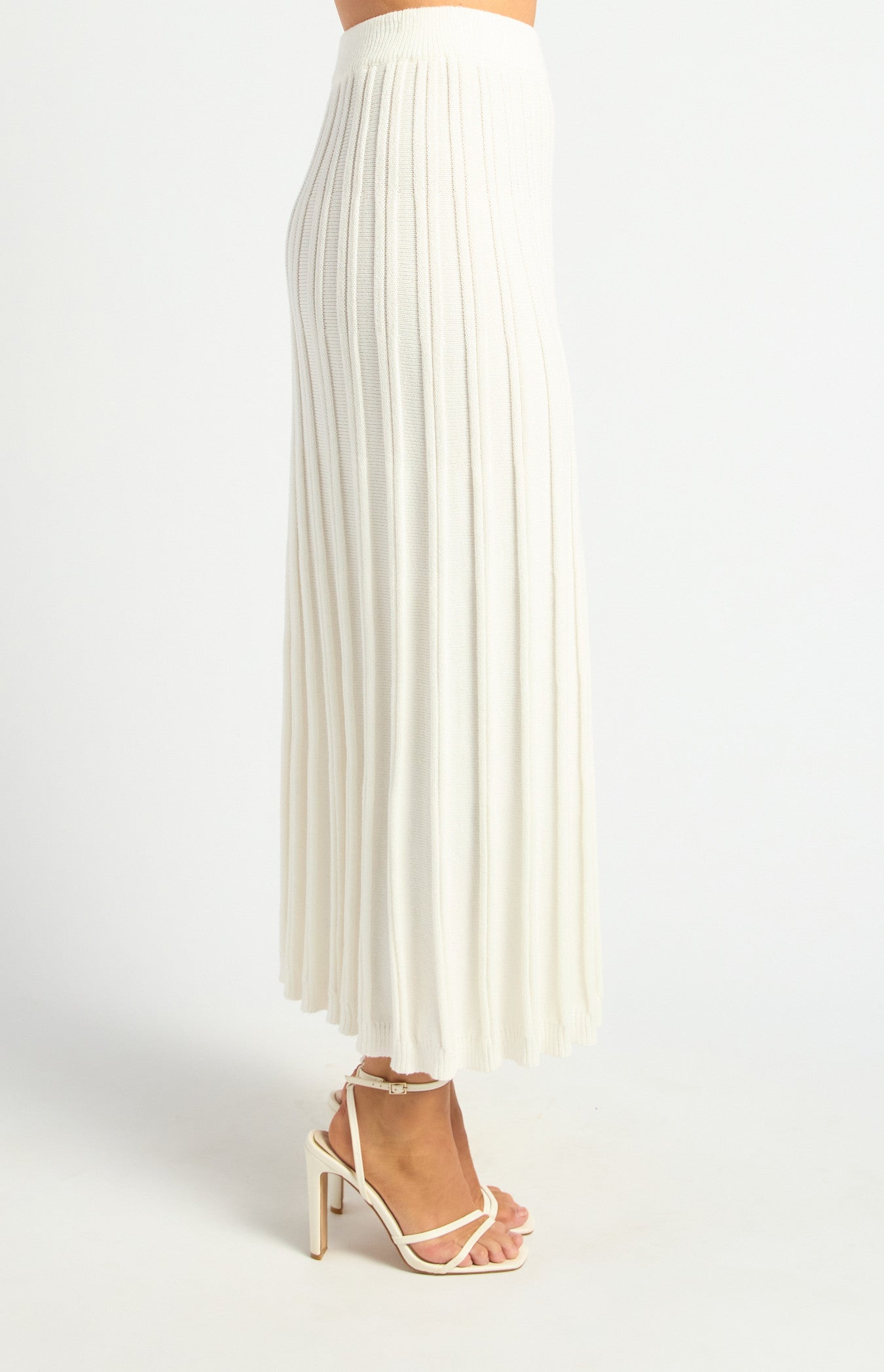 Raised Rib Textured Knit Midi Skirt