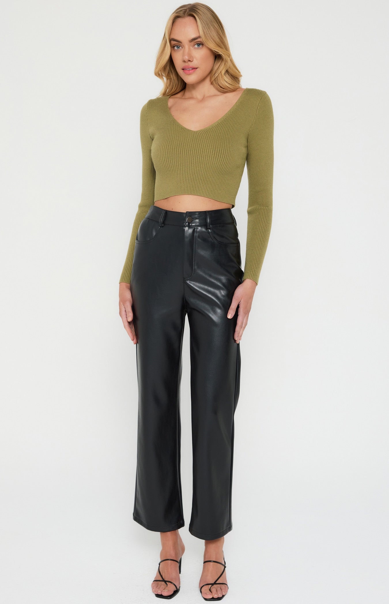 V-Neckline Long Sleeve Basic Knit