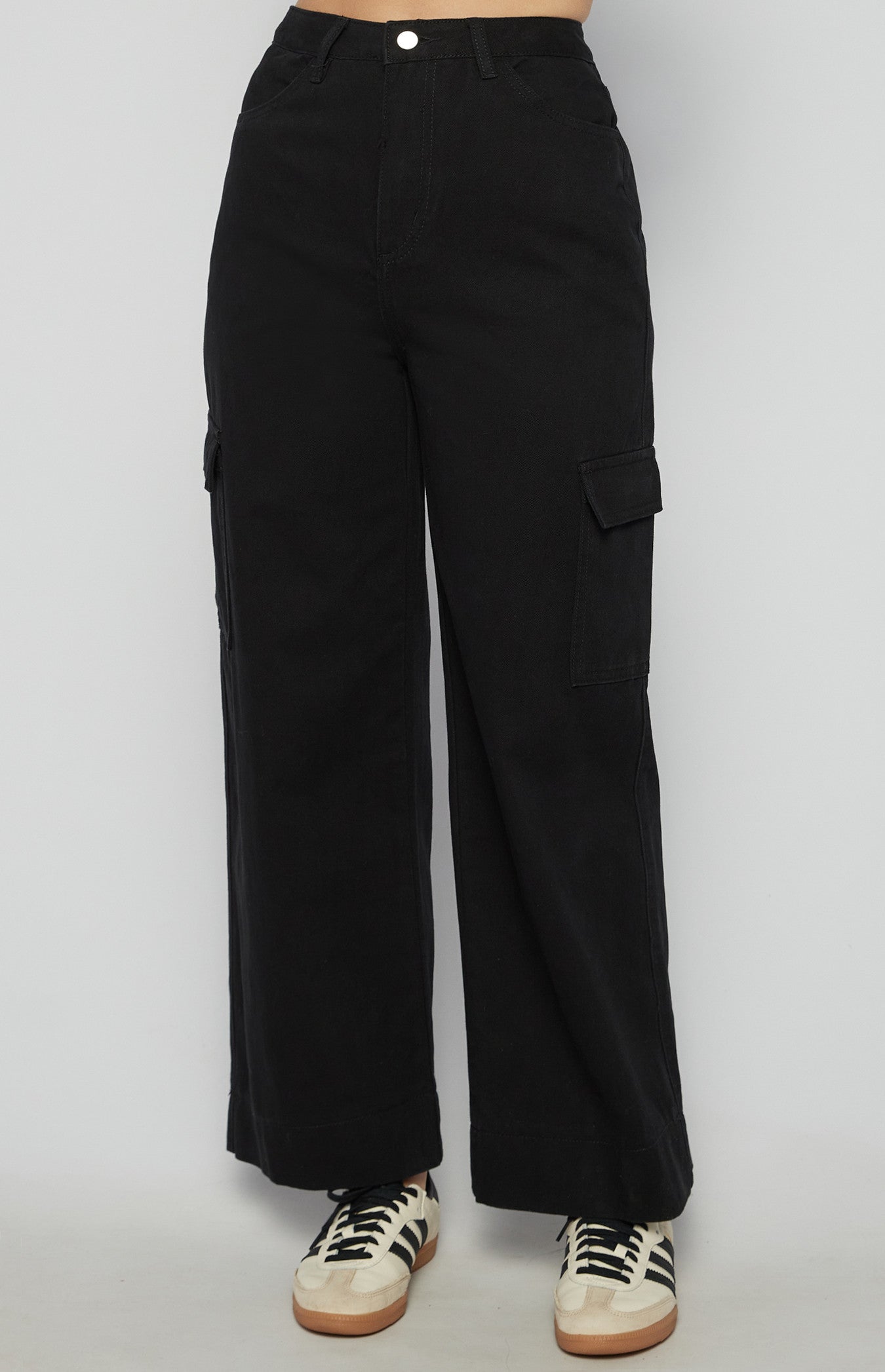 Cotton Side Patch Pocket Detail Pants