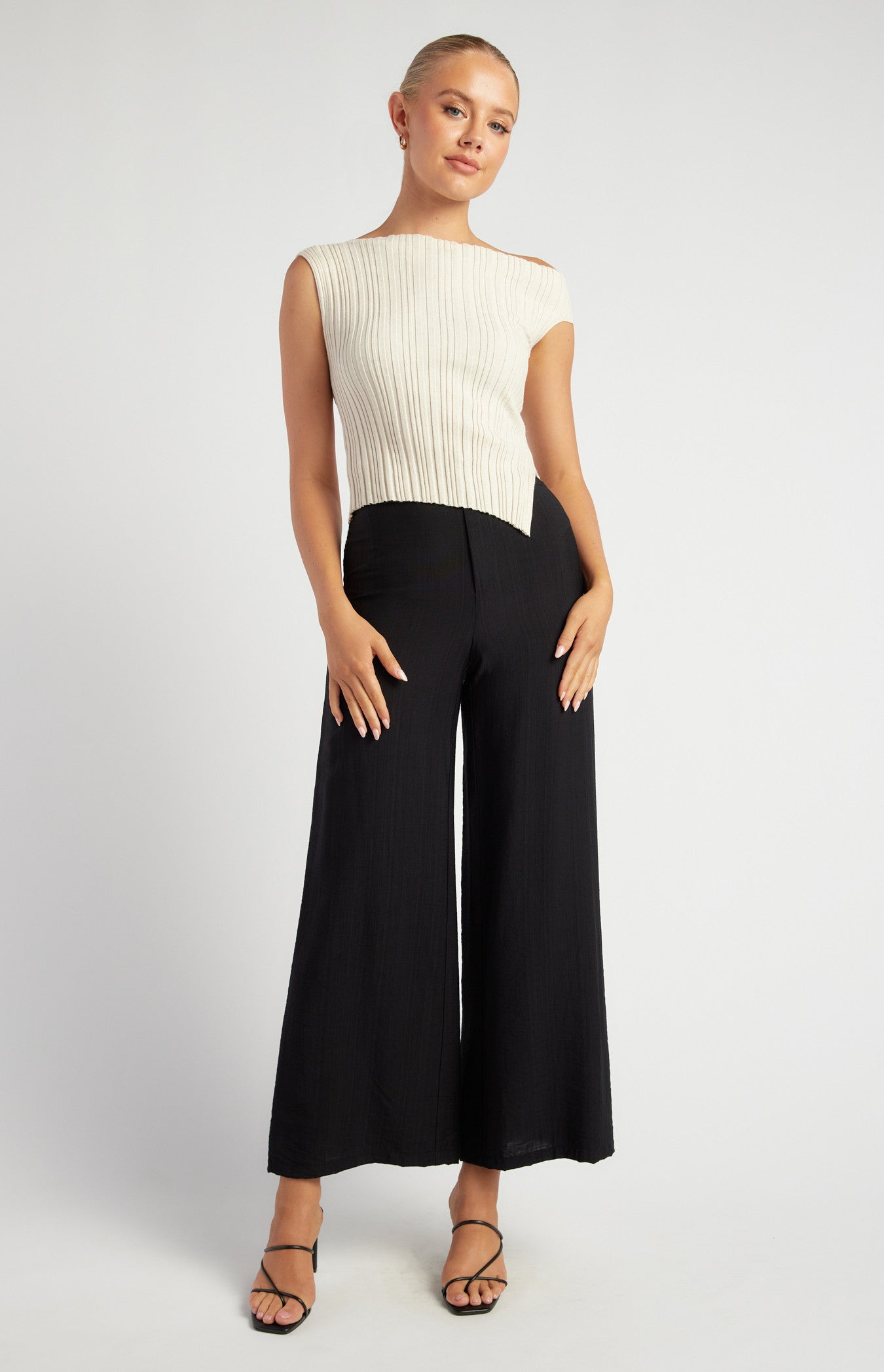 Elastic Back Waist Textured Pants with Marble Button