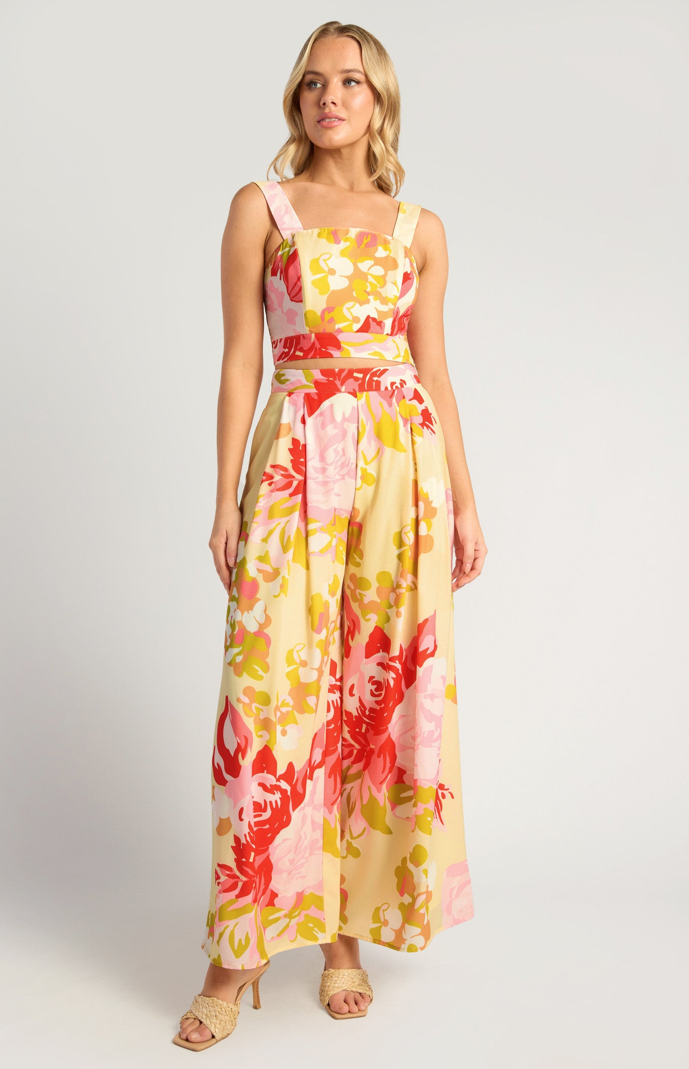 Floral Print Top And Pleated Pants Set