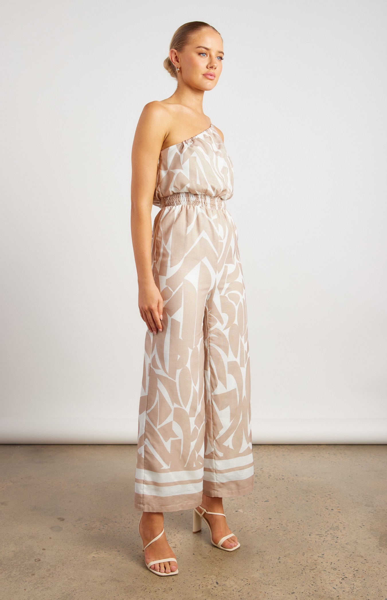 Faux Linen Placement Print Jumpsuit with Shirred Waist