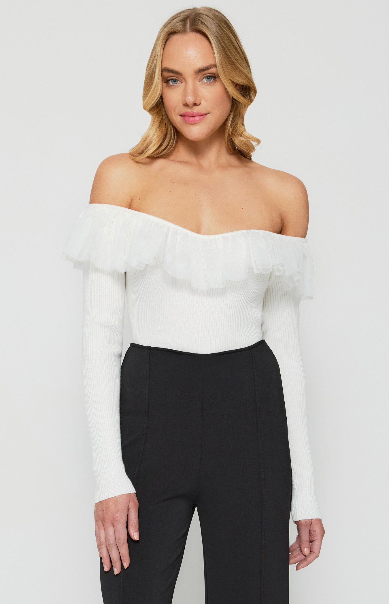 Contrast Mesh Frill Neckline Knit Top