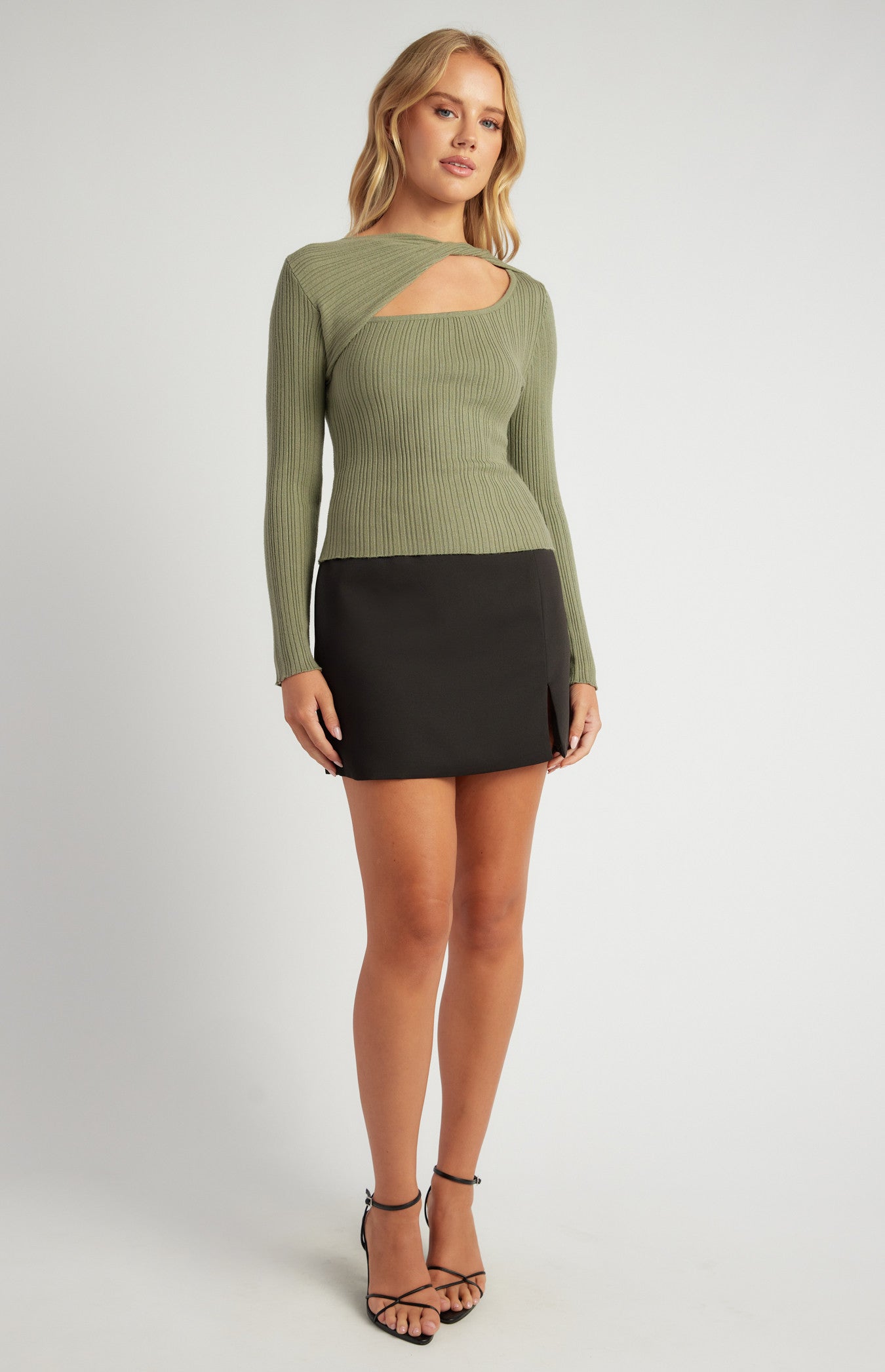 Twist Neckline Cut-Out Detail Knit Top