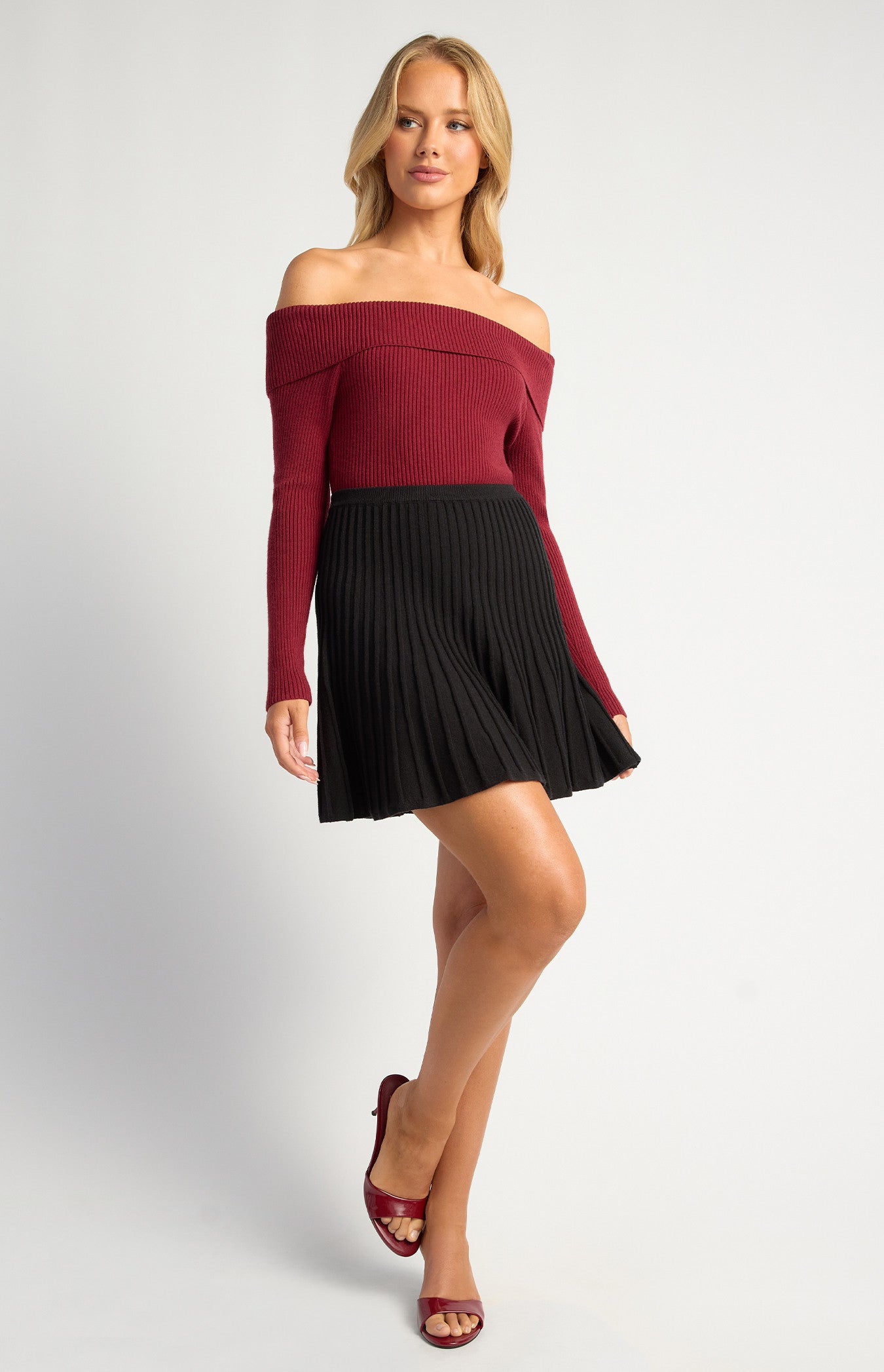 Textured A-Line Knit Mini Skirt