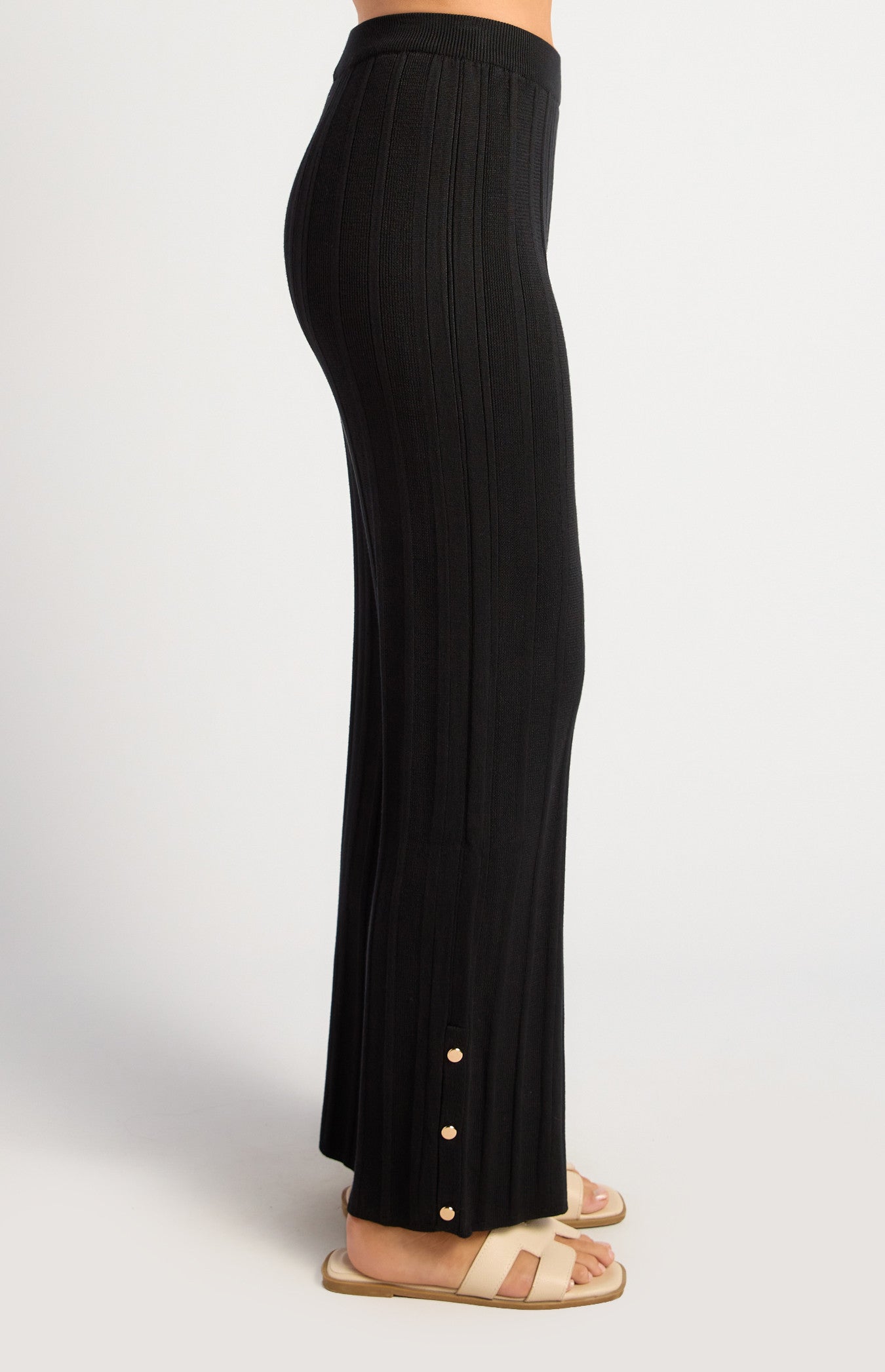 Wide Rib Gold Button Detail Knit Pants
