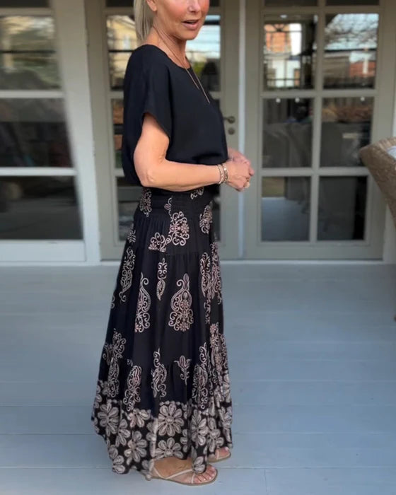 Floral Panel Pleated Midi Skirt with Flowy Silhouette