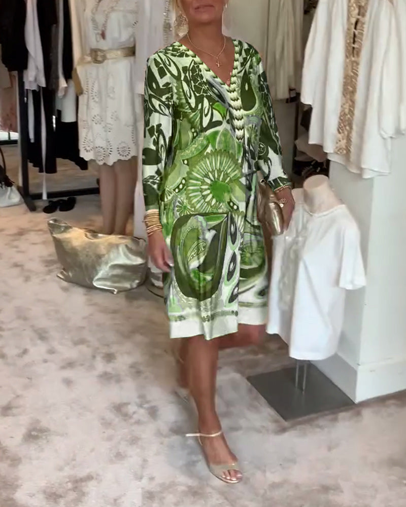 V-Neck Midi Dress Dress with Retro Print