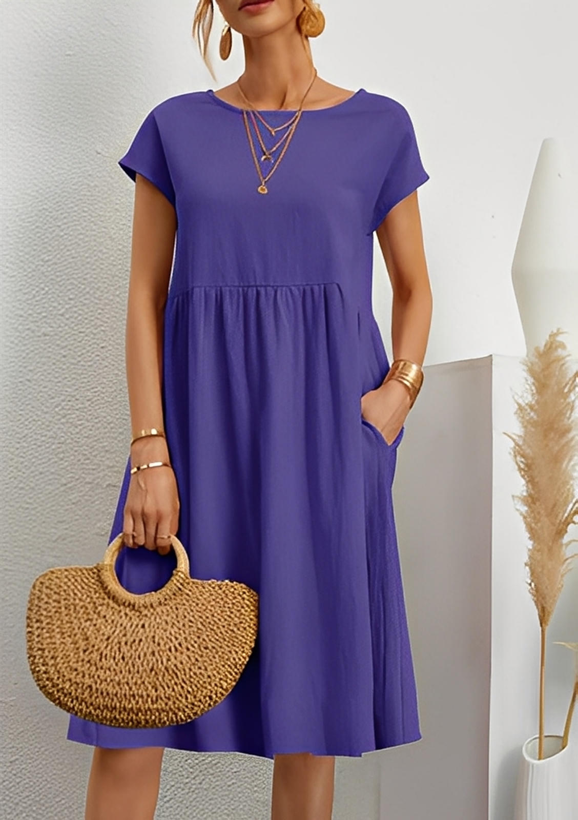 Summer Short-Sleeved A-Line Dress with Pockets & Round Neck