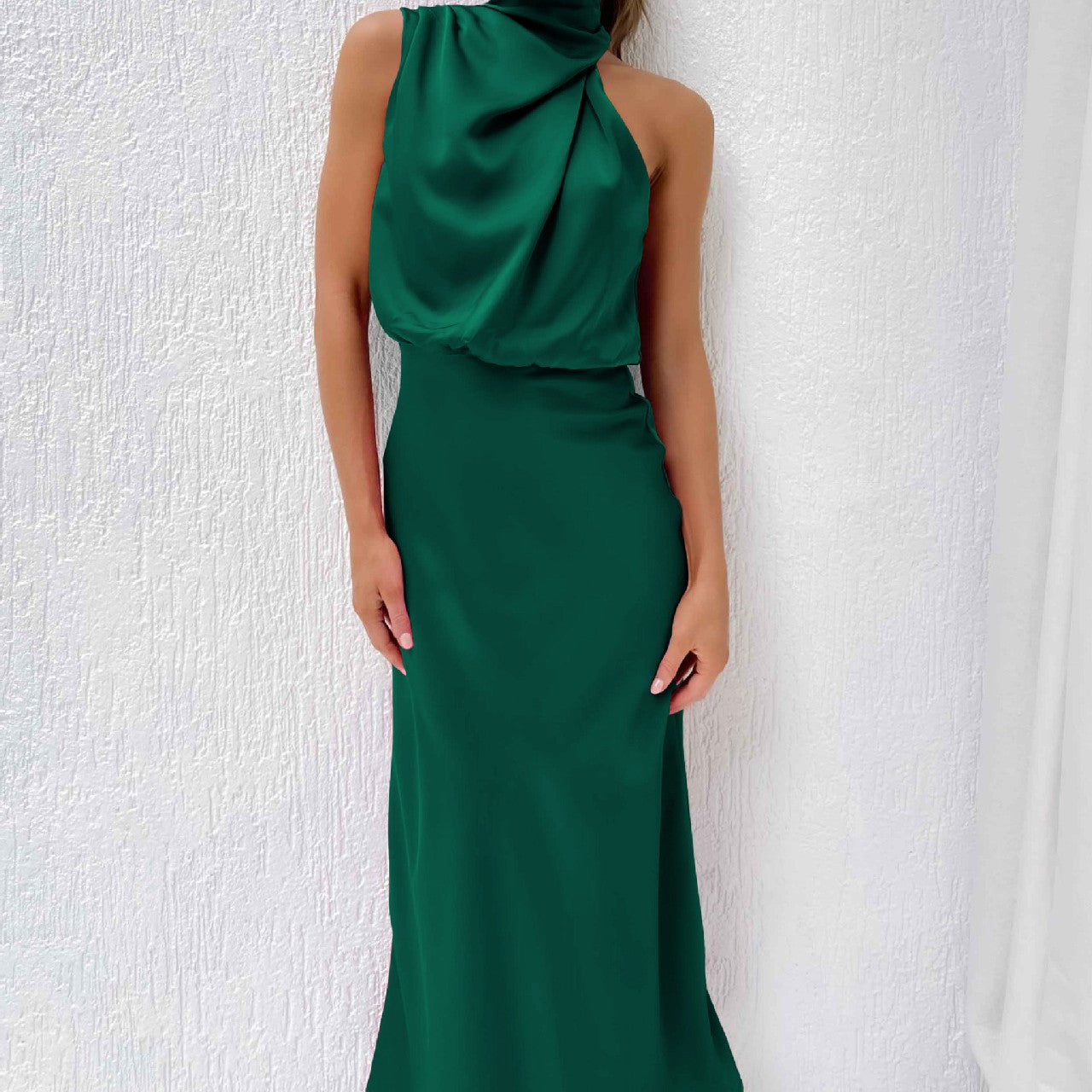 Sleeveless Satin-Effect Statement Dress