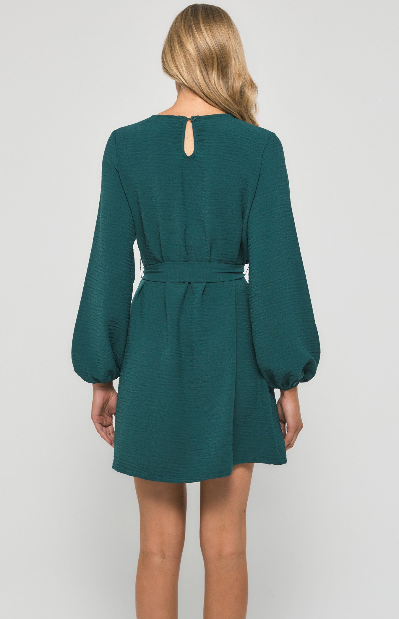Round Neckline Long Sleeve Shift Dress